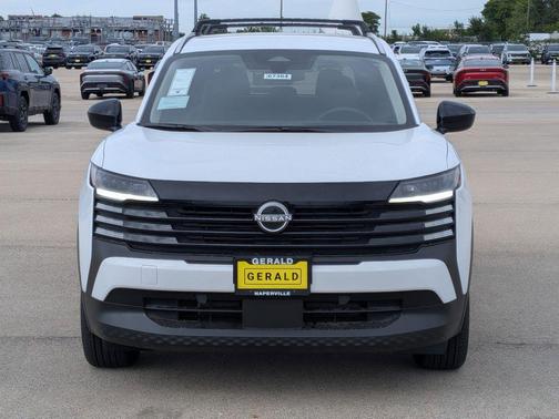 Fresh Powder 2026 Nissan Kicks SV