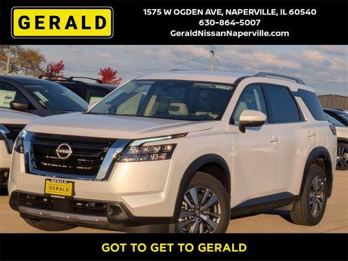 2025 Nissan Pathfinder SL