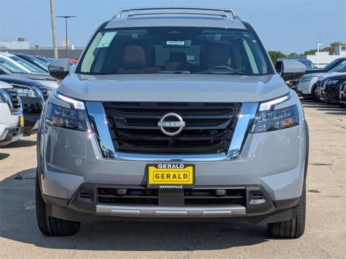2025 Nissan Pathfinder Platinum