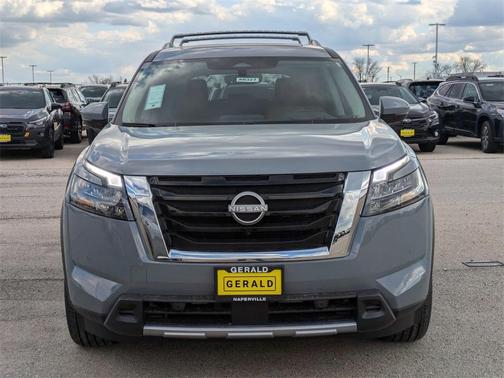 2025 Nissan Pathfinder Platinum