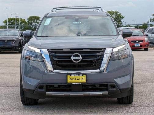 2025 Nissan Pathfinder Platinum