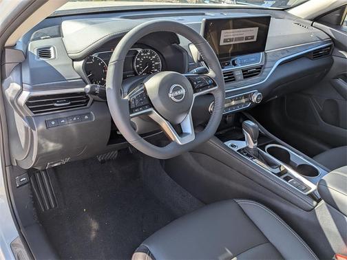2025 Nissan Altima SL