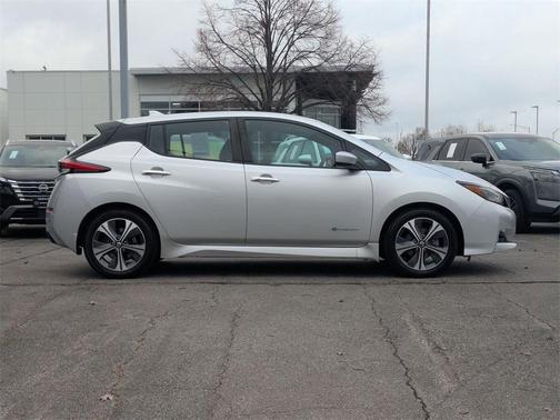 2018 Nissan Leaf SV