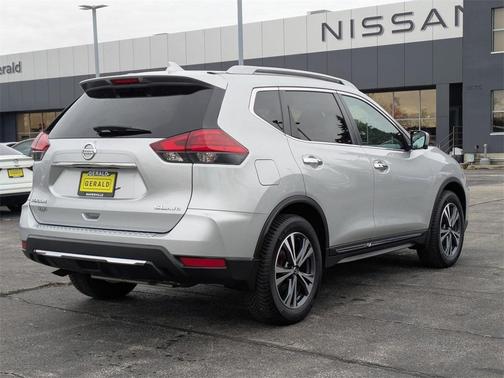 2017 Nissan Rogue SL