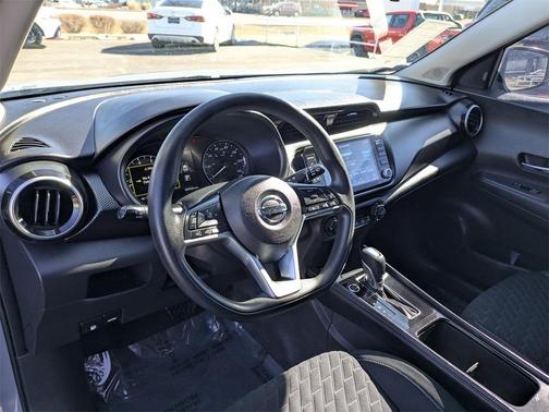 2021 Nissan Kicks SV