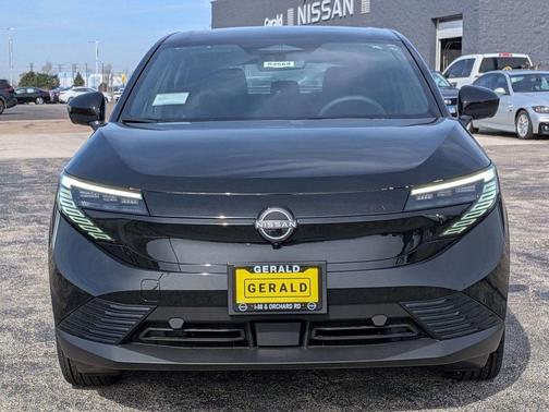 Black (P) 2026 Nissan Leaf S+