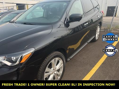2019 Nissan Pathfinder SL