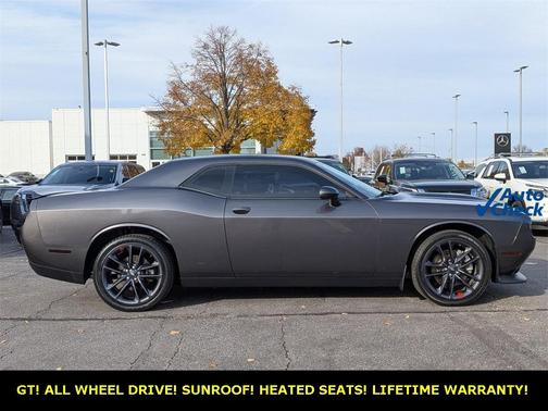 2022 Dodge Challenger GT