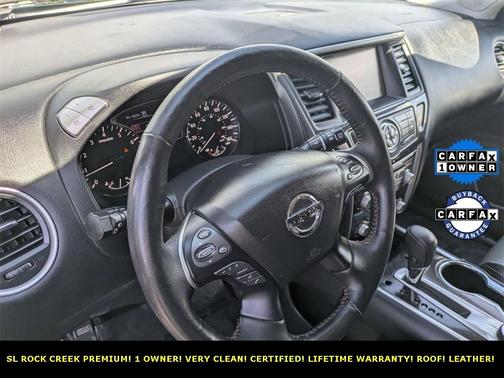 2019 Nissan Pathfinder SL