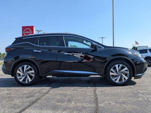 Black 2020 Nissan Murano SL