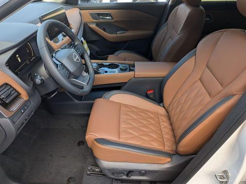 Everest White P 2026 Nissan Rogue Platinum