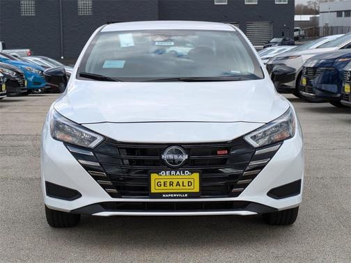 2025 Nissan Versa 1.6 SR