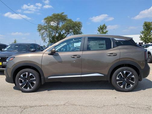 2025 Nissan Kicks SV