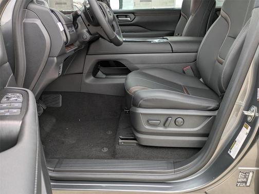 2025 Nissan Armada SL