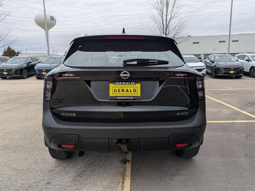 2026 Nissan Kicks SV