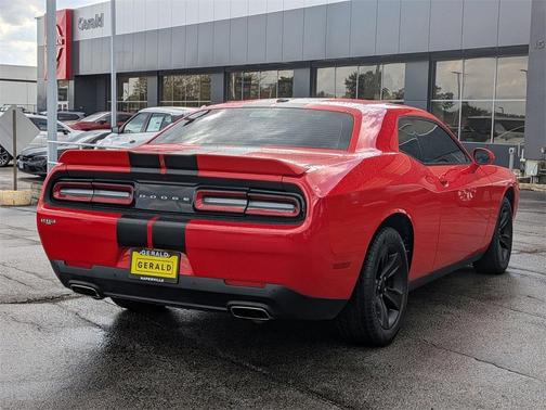 2021 Dodge Challenger SXT