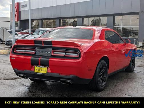2021 Dodge Challenger SXT