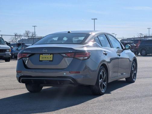 Gun Metallic 2024 Nissan Sentra SV