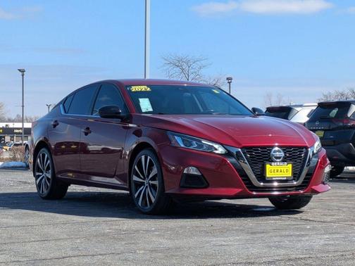 2022 Nissan Altima 2.5 SR