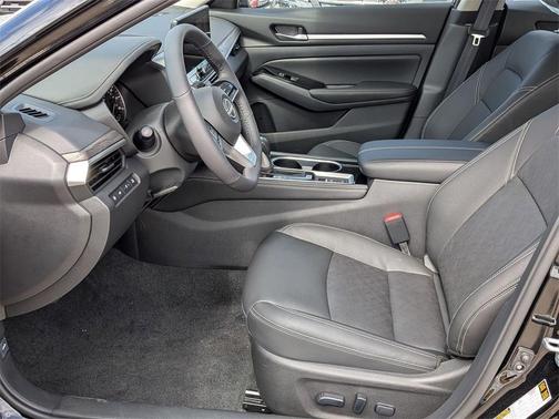 2025 Nissan Altima SL