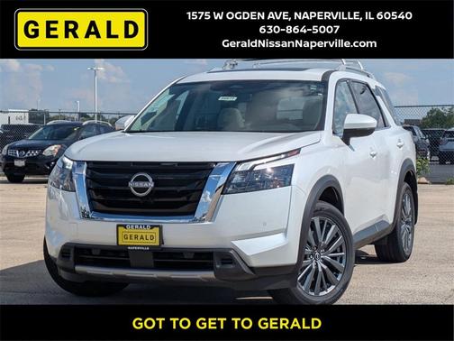 2025 Nissan Pathfinder SL