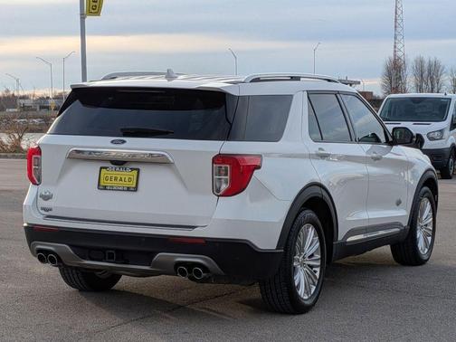 2021 Ford Explorer King Ranch