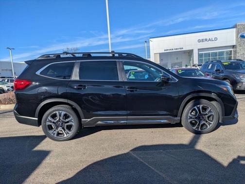 Crystal Black Silica 2024 Subaru Ascent Limited