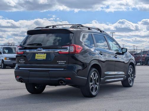 Crystal Black Silica 2024 Subaru Ascent Limited