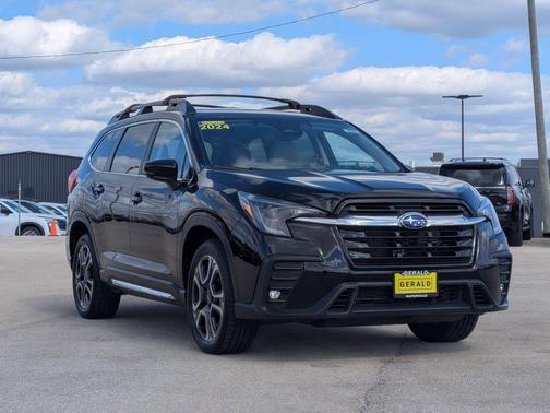 Crystal Black Silica 2024 Subaru Ascent Limited