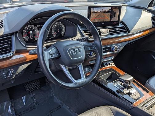 2022 Audi Q5 45 S line quattro Premium