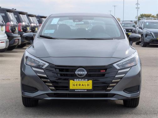 2025 Nissan Versa 1.6 SR