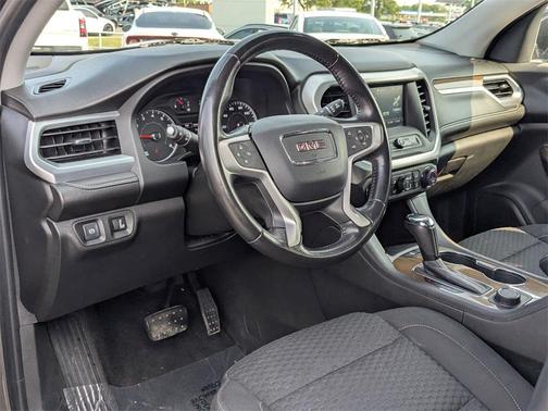 2019 GMC Acadia SLE-1