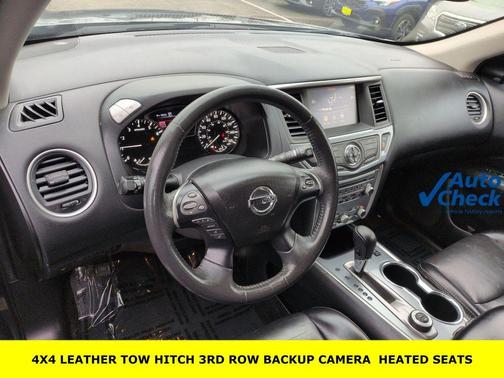 2017 Nissan Pathfinder SL