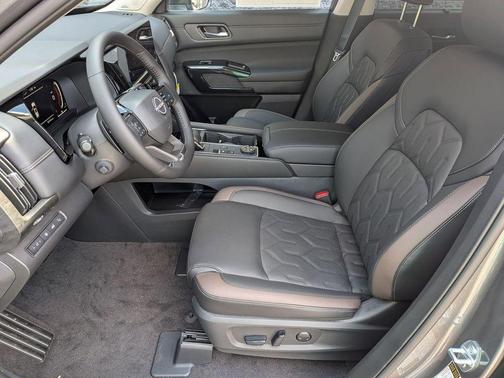 Gun Metallic 2026 Nissan Pathfinder Platinum