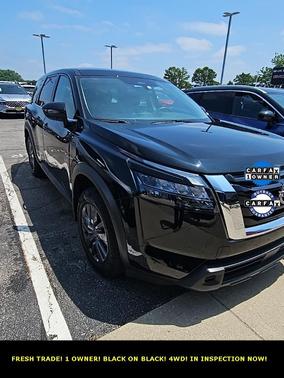 2024 Nissan Pathfinder S