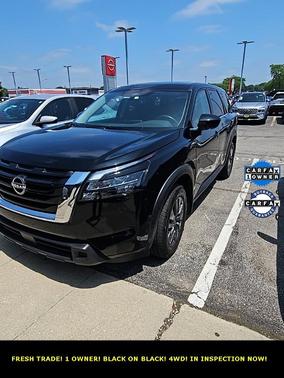 2024 Nissan Pathfinder S