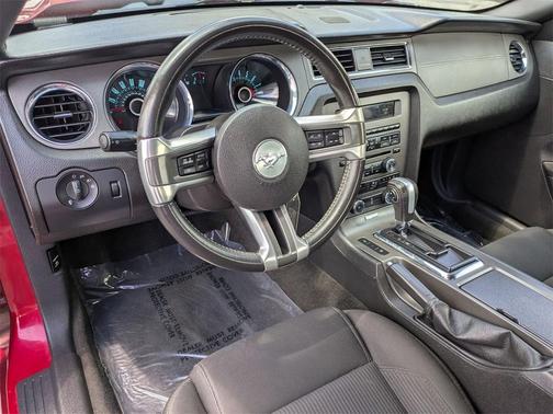2013 Ford Mustang V6
