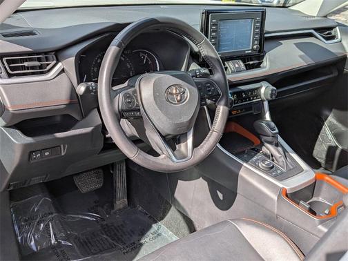 2022 Toyota RAV4 Adventure