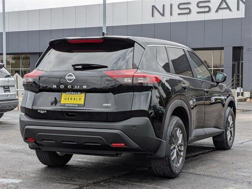 2021 Nissan Rogue S