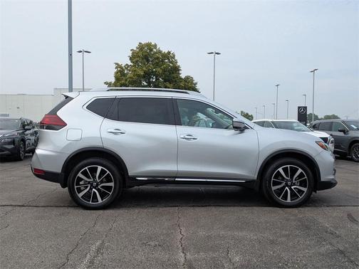 2020 Nissan Rogue SL