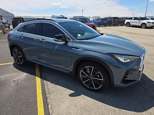 2025 INFINITI QX55 LUXE