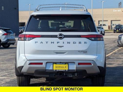 Everest White P 2025 Nissan Pathfinder Platinum