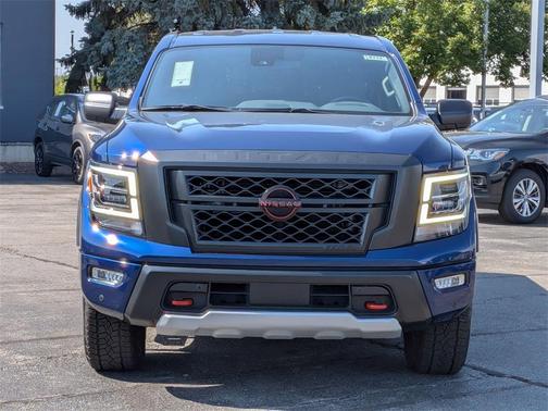 2024 Nissan Titan PRO-4X