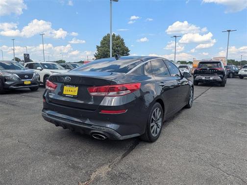 2019 Kia Optima LX
