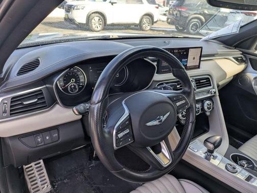 2022 Genesis G70 3.3T