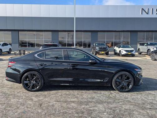 2022 Genesis G70 3.3T