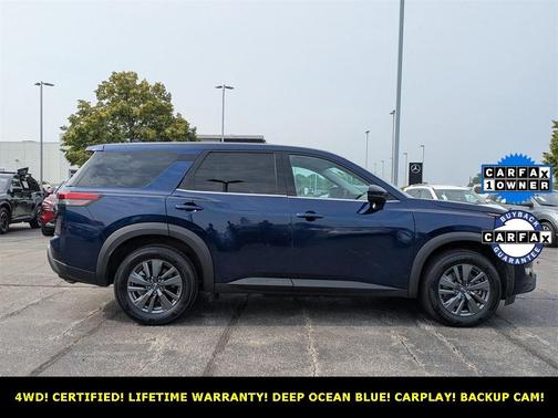 2022 Nissan Pathfinder S