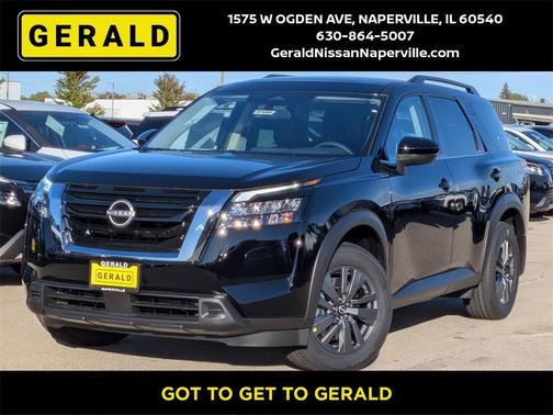 2025 Nissan Pathfinder SV