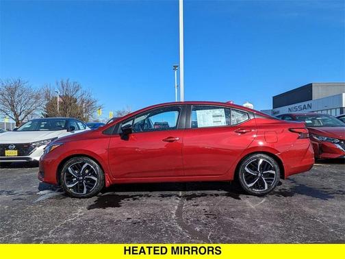 2025 Nissan Versa 1.6 SR