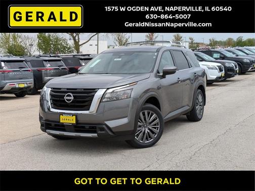 2025 Nissan Pathfinder SL